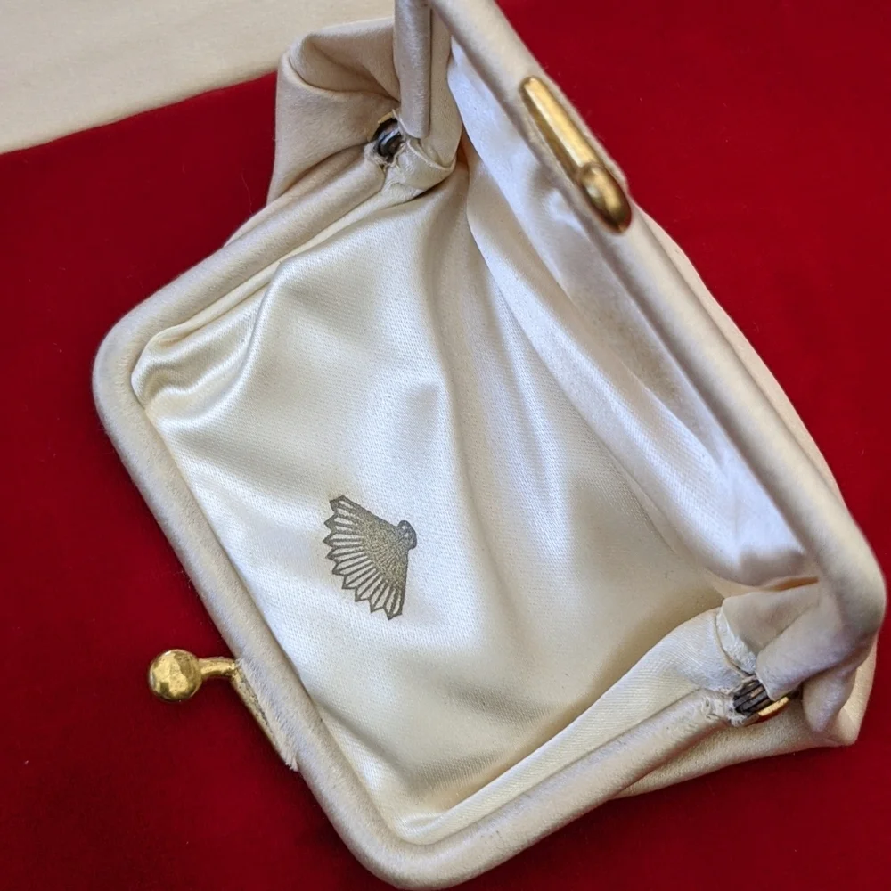 HARRY ROSENFELD I '40s Red Velvet Envelope Clutch w/ Beaded & Embroidered Flap